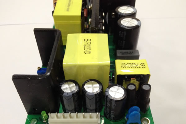 “同步整流”的工作原理是什么？